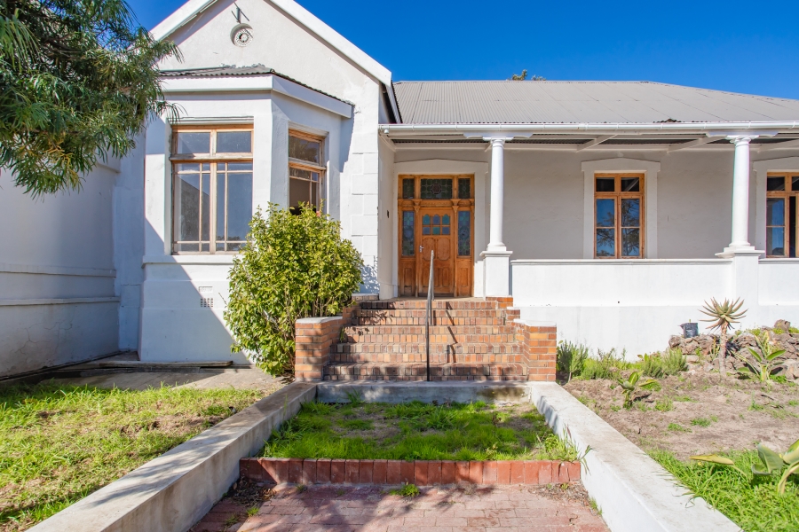 4 Bedroom Property for Sale in Wellington Central Western Cape